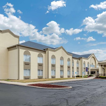 Comfort Suites Marion Buitenkant foto
