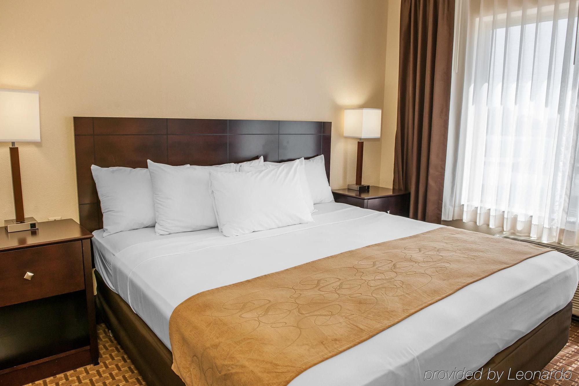 Comfort Suites Marion Buitenkant foto
