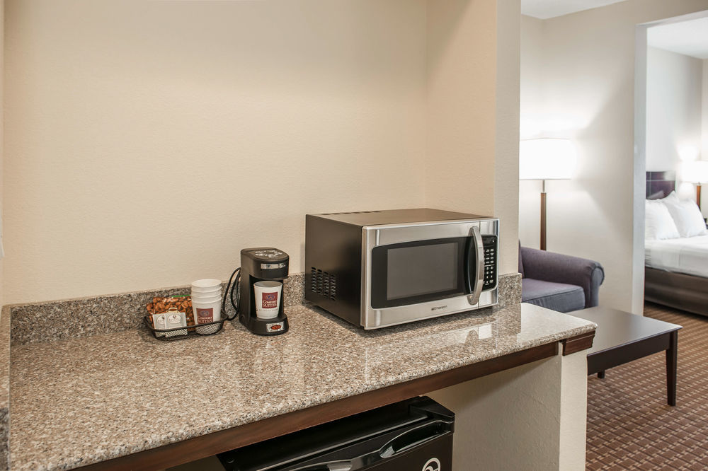Comfort Suites Marion Buitenkant foto