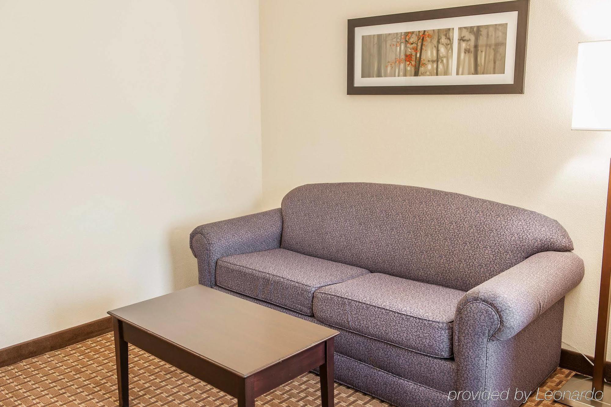Comfort Suites Marion Buitenkant foto