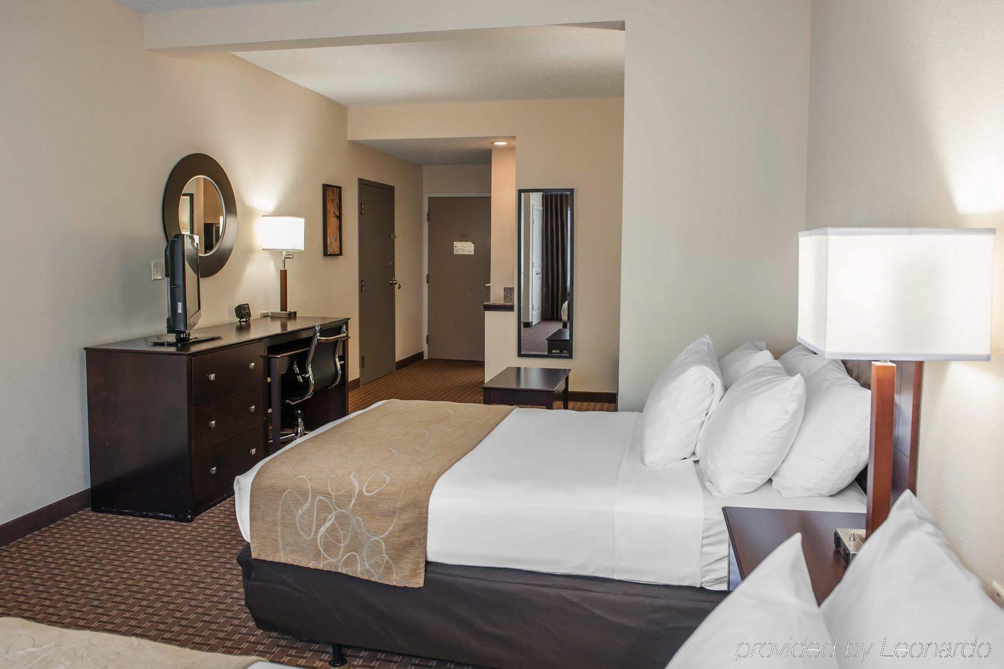 Comfort Suites Marion Buitenkant foto